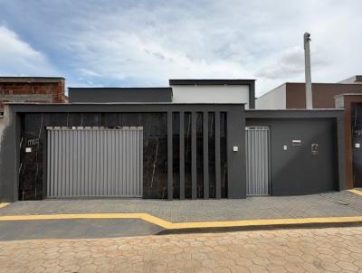 Casa para Venda, em Mossor�, bairro Bela Vista, 3 dormit�rios, 2 vagas